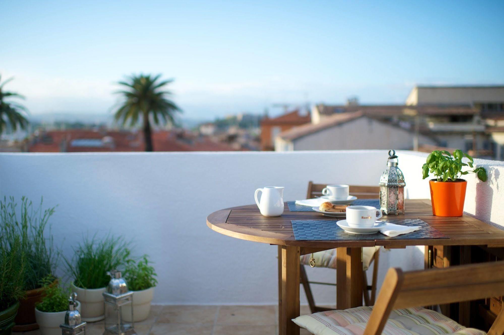 Rue Sade Bed & Breakfast 昂蒂布 外观 照片